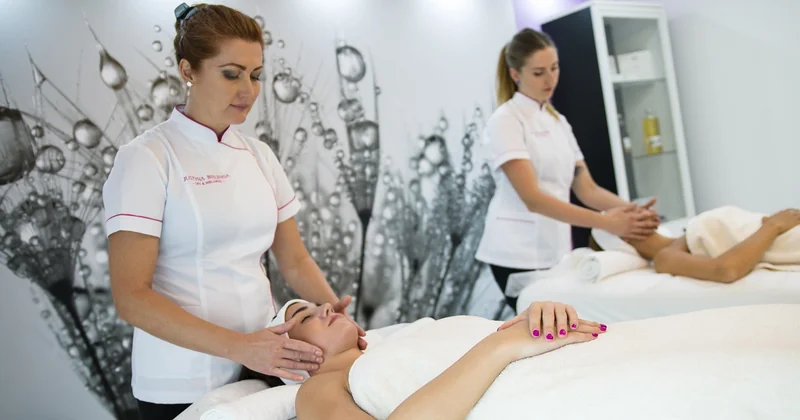 Combien coûte réellement un week-end spa en amoureux ?